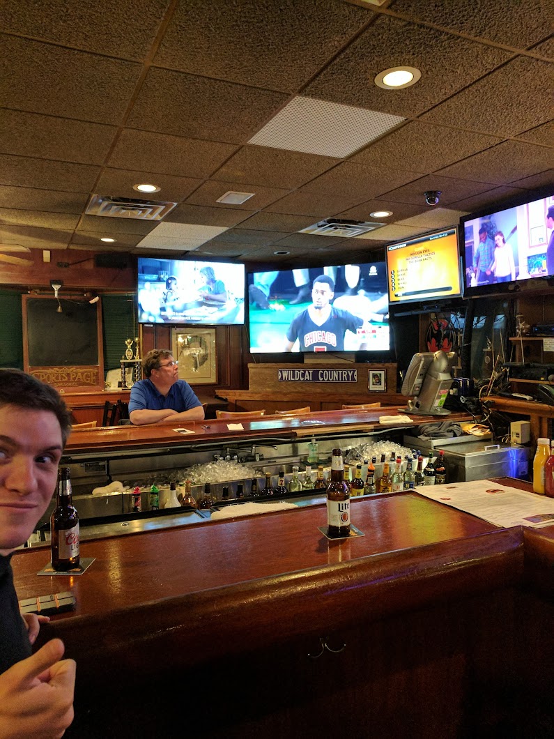 Sports Page Bar & Grill Arlington Heights