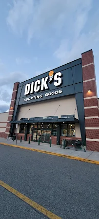DICK'S Sporting Goods - Car repair in Warwick, RI, Brockton - Rated 3.9/5
