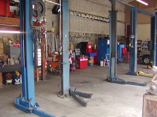 Auto Repair Shop «Sun-Mark Automotive Repair Service», reviews and photos, 1635 N Dale Mabry Hwy, Lutz, FL 33548, USA