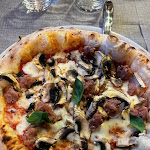 Photo n°1 de l'avis de Iustin.a fait le 09/04/2023 à 14:49 sur le  Dal Fornaro del Castello à Saint-Pierre