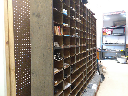 Cell Phone Store «CELL IT HERE», reviews and photos, 310 Main St, Bridgeport, OH 43912, USA