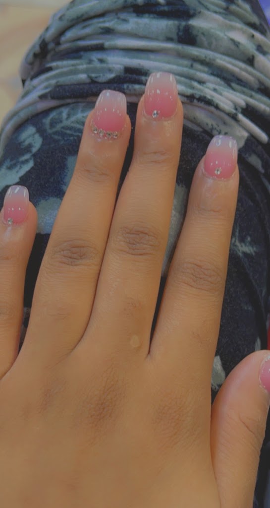 Unique Nails 38024