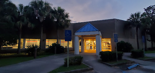 Post Office «United States Postal Service», reviews and photos, 2501 Walden Woods Dr, Plant City, FL 33566, USA