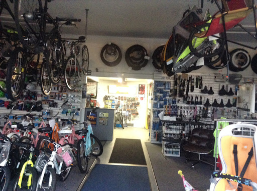 Sporting Goods Store «California Sports & Cyclery», reviews and photos, 1464 El Camino Real, Belmont, CA 94002, USA