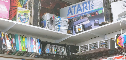 Video Game Store «Gameplay Long Beach», reviews and photos, 5911 E Spring St, Long Beach, CA 90808, USA