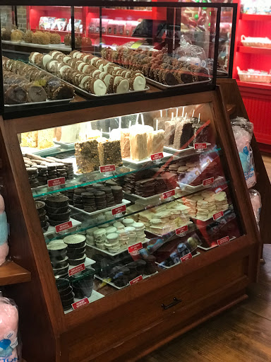 Outlet Mall «Tanger Outlet Savannah», reviews and photos, 200 Tanger Outlet Blvd, Pooler, GA 31322, USA