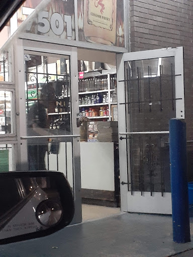 Liquor Store «Alpine Liquors», reviews and photos, 7501 N Nebraska Ave, Tampa, FL 33604, USA