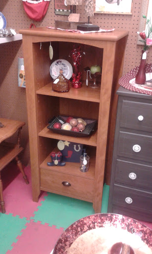 Shopping Mall «Old Town Shopping Center», reviews and photos, 2528 S Campbell Ave, Springfield, MO 65807, USA