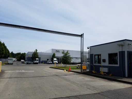 Mailing Service «FedEx Ground», reviews and photos, 3702 C St NE, Auburn, WA 98002, USA