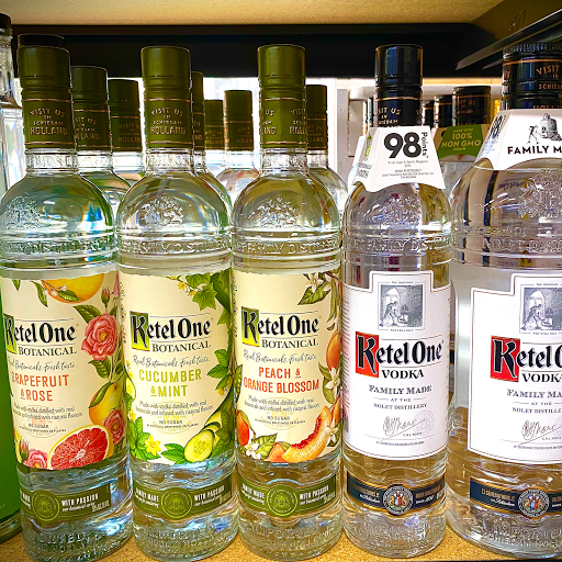 Liquor Store «Longhorn Liquor Store», reviews and photos, 223 NW Broad St, Murfreesboro, TN 37130, USA