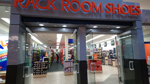 Shopping Mall «Potomac Mills», reviews and photos, 2700 Potomac Mills Cir, Woodbridge, VA 22192, USA