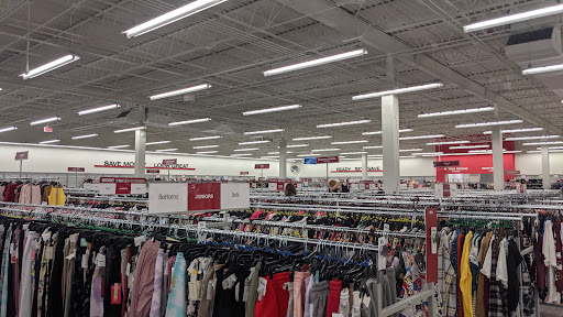 Clothing Store «Burlington Coat Factory», reviews and photos, 4790 Everhard Rd NW, Canton, OH 44718, USA