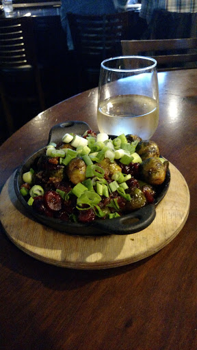 Pizza Restaurant «Craftsman Wood Fired Pizza», reviews and photos, 148 Yorba Linda Blvd, Placentia, CA 92870, USA