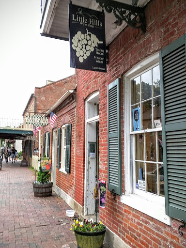 American Restaurant «Little Hills Restaurant», reviews and photos, 501 S Main St, St Charles, MO 63301, USA