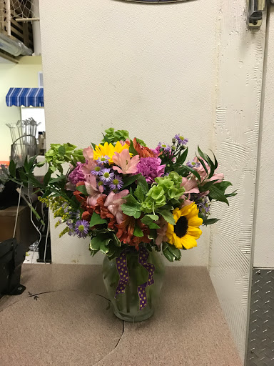 Florist «Flowers By Pouparina», reviews and photos, 7701 W 26th Ave #7, Hialeah, FL 33016, USA