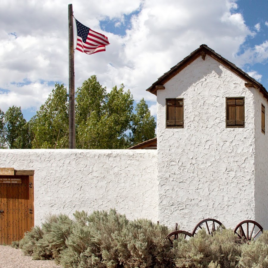 Fort Hall Replica and Commemorative Trading Post