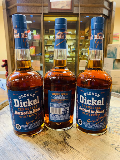 Liquor Store «Peavine Wine & Spirits», reviews and photos, 745 Peavine Rd, Crossville, TN 38571, USA