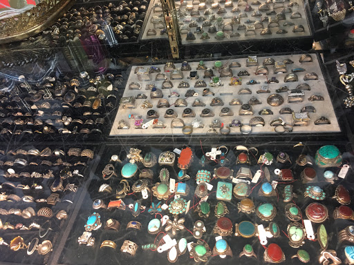 Thrift Store «Helping Hand Thrift Shop», reviews and photos, 1033 S Fairfax Ave, Los Angeles, CA 90019, USA