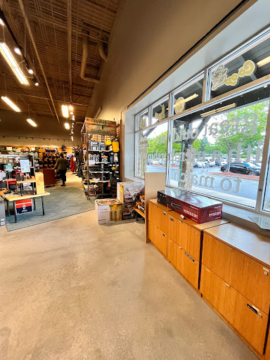 Camping Store «REI», reviews and photos, 1165 Perimeter Center W #200, Atlanta, GA 30338, USA