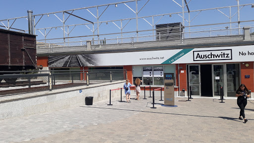 Fundación Canal - Sala Castellana 214 en Madrid