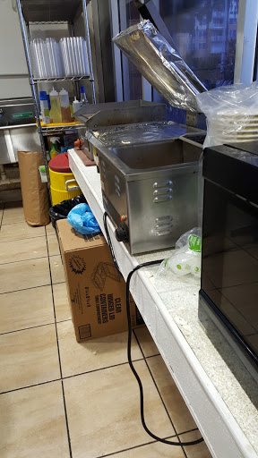 Supermarket «Triton Supermarket», reviews and photos, 2715 Collins Ave, Miami Beach, FL 33140, USA