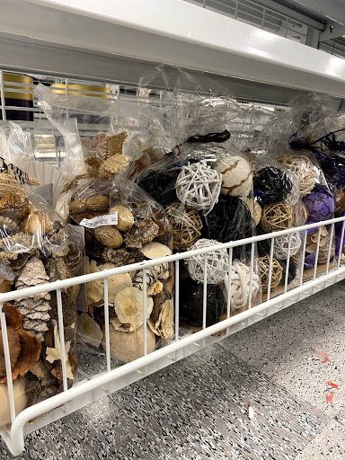 Clothing Store «Ross Dress for Less», reviews and photos, 701 N Milwaukee Ave, Vernon Hills, IL 60061, USA