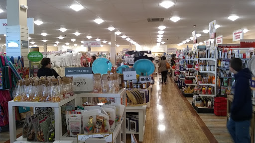 Department Store «Marshalls & HomeGoods», reviews and photos, 731 Centerview Blvd, Kissimmee, FL 34741, USA