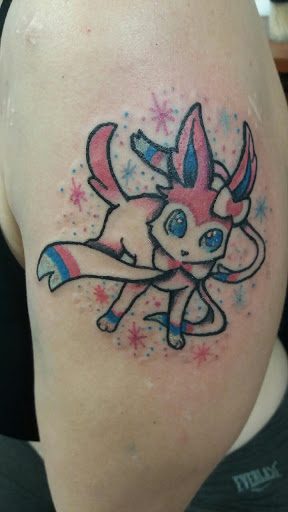 Tattoo Shop «The Lucky Devil Tattoo Parlor», reviews and photos, 2119 Needmore Rd, Dayton, OH 45414, USA