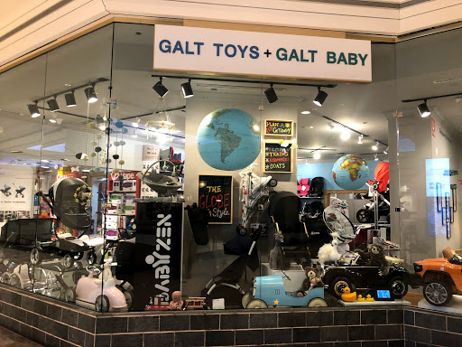 Shopping Mall «900 North Michigan Shops», reviews and photos, 900 N Michigan Ave, Chicago, IL 60611, USA