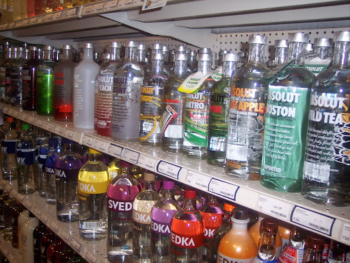 Liquor Store «B & L Liquor Store», reviews and photos, 1369 Main St, Houlton, WI 54082, USA