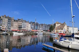 Plage du Butin image