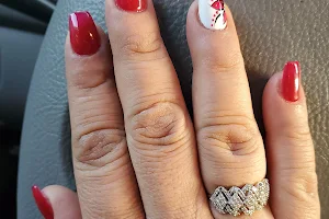 Jen's Nails & Spa image