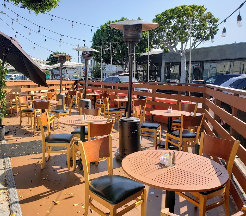 Louise's Trattoria - Larchmont 90004