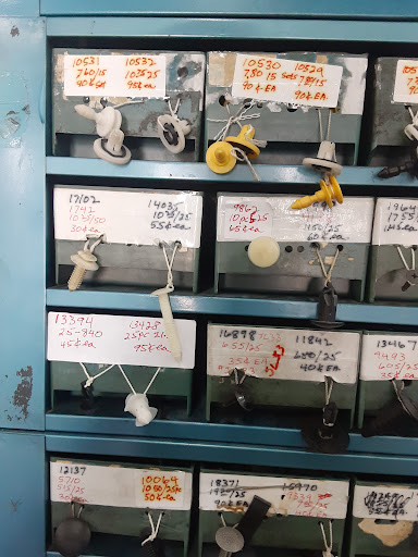 Fabric Store «H & R Fabrics - Home and Recreational Fabrics», reviews and photos, 1118 N 35th Ave, Phoenix, AZ 85009, USA