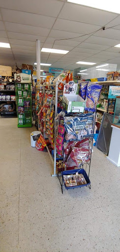 Pet Supply Store «Pet Den», reviews and photos, 1209 Nederland Ave, Nederland, TX 77627, USA