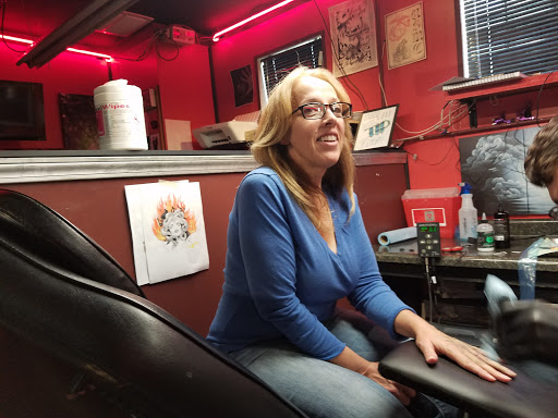 Tattoo Shop «Quality Ink -Tattoo and Piercing Studio», reviews and photos, 3604 Fort Crook Rd S, Bellevue, NE 68123, USA
