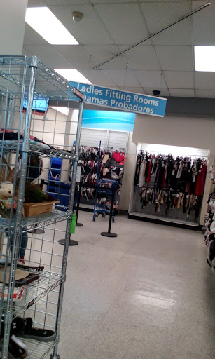 Clothing Store «Ross Dress for Less», reviews and photos, 13750 Riverside Dr, Sherman Oaks, CA 91423, USA