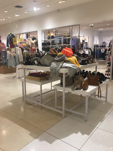 Clothing Store «Forever 21», reviews and photos, 757 Spectrum Center Dr, Irvine, CA 92618, USA
