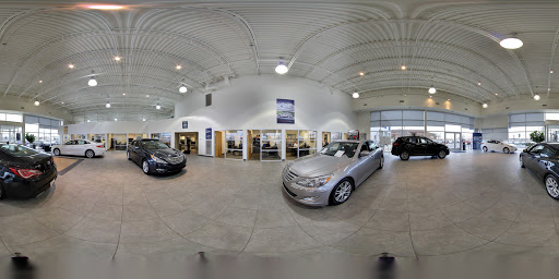 Hyundai Dealer «Fox Hyundai», reviews and photos, 4141 28th St SE, Grand Rapids, MI 49512, USA