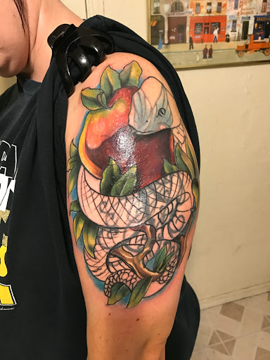 Tattoo Shop «Skin Addiction Tattoo Studio», reviews and photos, 7558 SE 15th St, Midwest City, OK 73110, USA