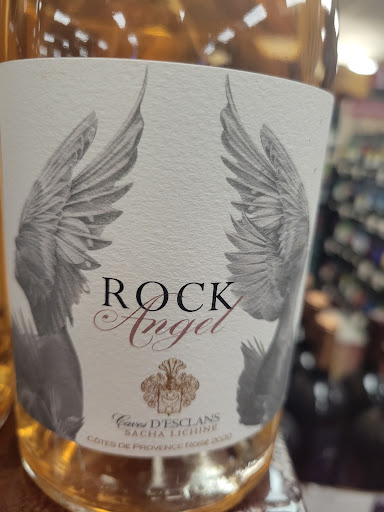 Liquor Store «Curtis Liquors - Cohasset», reviews and photos, 790 Chief Justice Cushing Hwy, Cohasset, MA 02025, USA