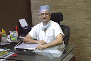 Dr. Sumit Malhotra Best Cosmetic Plastic Surgeon image