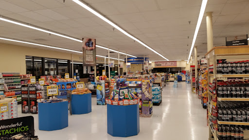 Grocery Store «Food Lion», reviews and photos, 250 W Mills St Unit 5, Columbus, NC 28722, USA