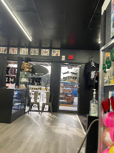 Tattoo Shop «Forever Stained Tattoo Company», reviews and photos, 542 S Duncan Dr, Tavares, FL 32778, USA