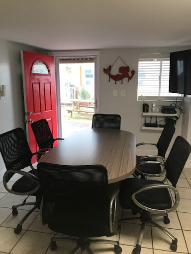 Used Office Furniture Store «Office Furniture Salvage», reviews and photos, 2705 Market St, Wilmington, NC 28403, USA