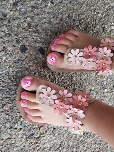 Shopping Mall «Cypress Plaza Shopping Center», reviews and photos, 6824 Katella Ave, Cypress, CA 90630, USA