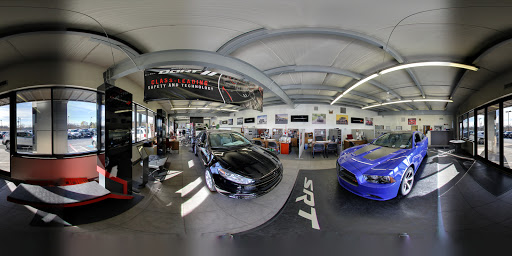 Car Dealer «Hondru Chrysler Dodge Jeep RAM of Elizabethtown», reviews and photos, 2005 S Market St, Elizabethtown, PA 17022, USA