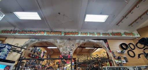 Bicycle Store «Tread Bike Shop», reviews and photos, 250 Dyckman St, New York, NY 10034, USA