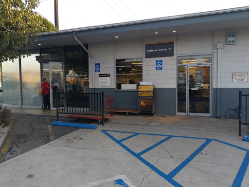 Shipping Service «UPS Customer Center», reviews and photos, 17115 S Western Ave, Gardena, CA 90247, USA