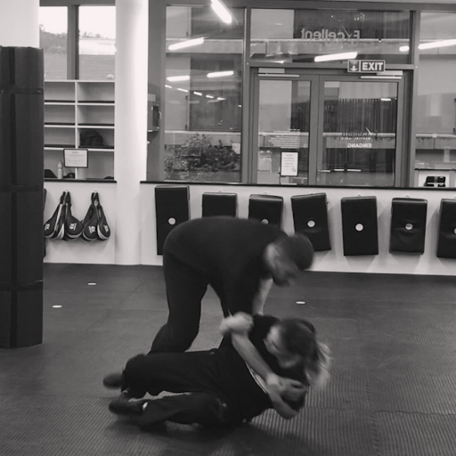 Krav Maga Dübendorf-Zürich (Selbstverteidigungkurs)